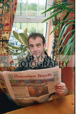 Castlerea Woods Gala Shop Opening (Michael Le Vell Visit) 2002_0021