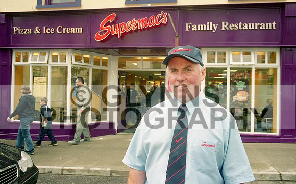 Ballyhaunis Supermacs (John Durkin) 2001 0002