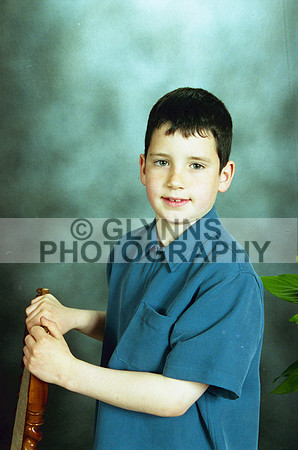 Unknown Family (Studio) 1999 (1) 0002