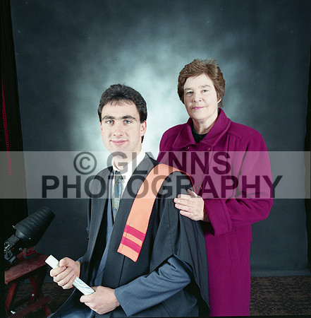 Unknown Grad (Studio) 1992 0003