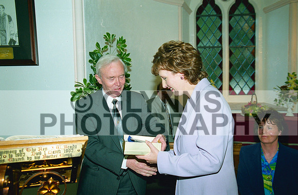 Ballaghaderreen Douglas Hyde Centre (President Mary McAleese) 1998 0016