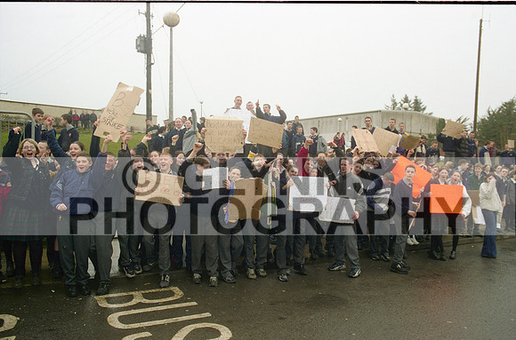 Castlerea Community School Student Protest 2001 0008