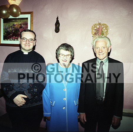 O'Neill, Pat and Bridie (Tuam - 50th Anniversary) 2000 0006