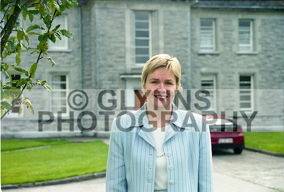 Roscommon Hospital (New County Manager) 2001 0001