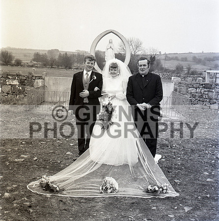 Octigan, Liam and Kelly, Mary (Wedding - Four Mile House and Tuam) 19-02-1972_0035