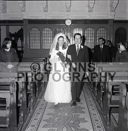 Carty, Eamon and Finneran, Margaret (Wedding - Roscommon) 03-04-1973_0019