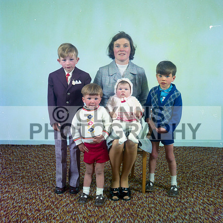 Castlerea Communion 1975 (Studio)_0013