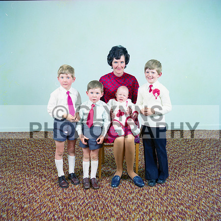 Castlerea Communion 1975 (Studio)_0072