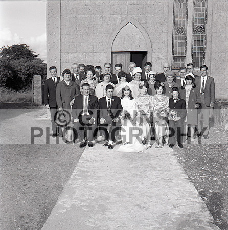 Harte and McLoughlin (Wedding - Kilkerrin)_0004