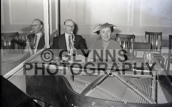 Gilligan, Leo and McHugh, Peggy (Wedding - Galway) 1960 0027