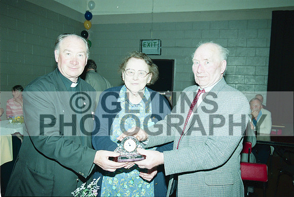 Ballinlough Carrick National School Reunion 2001 0001