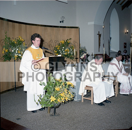 Devine, Fr. Padraig (Ordination - Frenchpark) 17-08-1988_0045