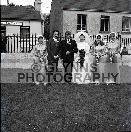Cooke and Finnerty, Ann (Frenchpark) (Wedding) 22-07-1970_0013