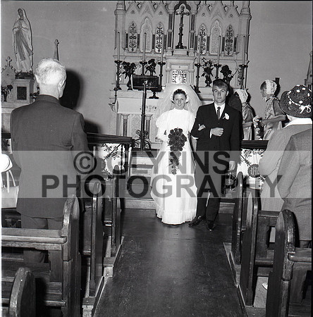 Cooke and Finnerty, Ann (Frenchpark) (Wedding) 22-07-1970_0005
