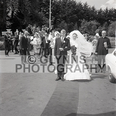 Cooke and Finnerty, Ann (Frenchpark) (Wedding) 22-07-1970_0023