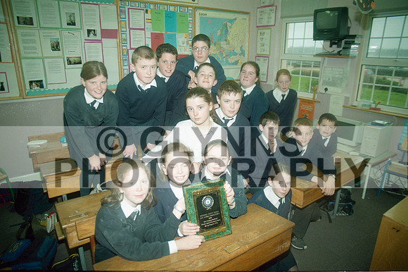 Ballyleague National School Tidy Award 2002 0007