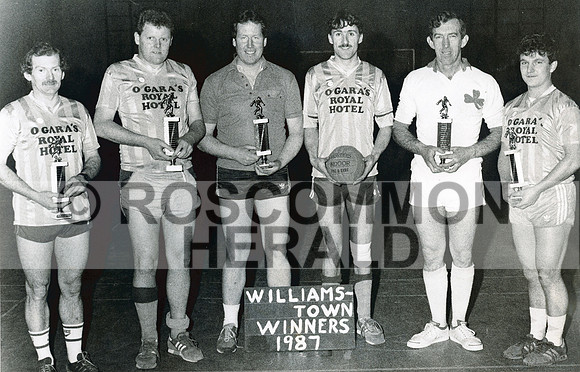 Williamstown Indoor Soccer Winners 1987 [RHUNK] img004