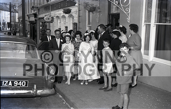 Waldron and Sykes (Wedding - Knock) 1961 0032