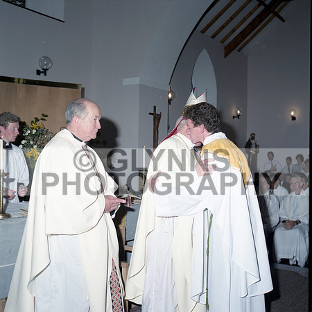 Devine, Fr. Padraig (Ordination - Frenchpark) 17-08-1988_0070