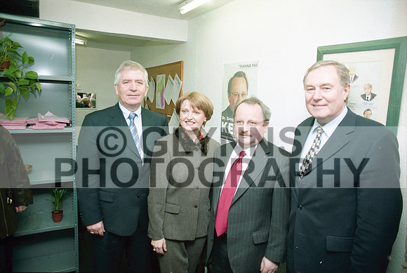 Castlerea Fianna Fáil (Charlie McCreevy and Dr. Greg Kelly) 2002 0016