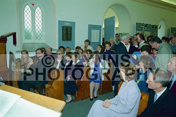 Ballaghaderreen Douglas Hyde Centre (President Mary McAleese) 1998 0005