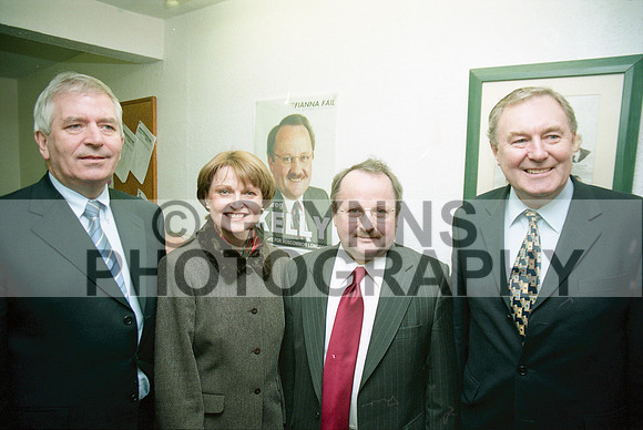 Castlerea Fianna Fáil (Charlie McCreevy and Dr. Greg Kelly) 2002 0015