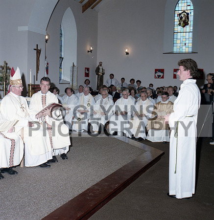 Devine, Fr. Padraig (Ordination - Frenchpark) 17-08-1988_0066