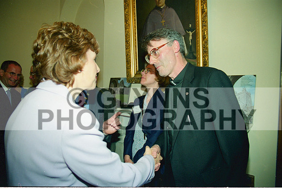 Ballaghaderreen Douglas Hyde Centre (President Mary McAleese) 1998 0010
