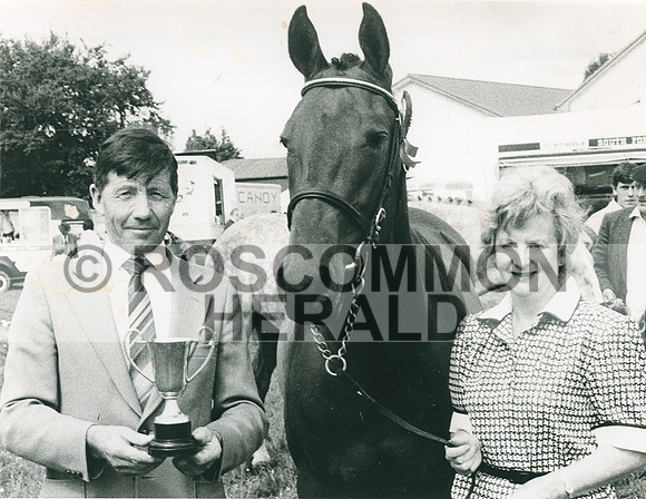 1987-08-28 RH Horse Trophy img047