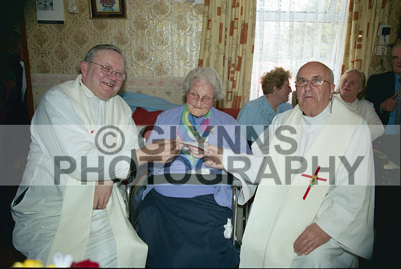Connor, Mary Teresa (100th Birthday) 2005 0021