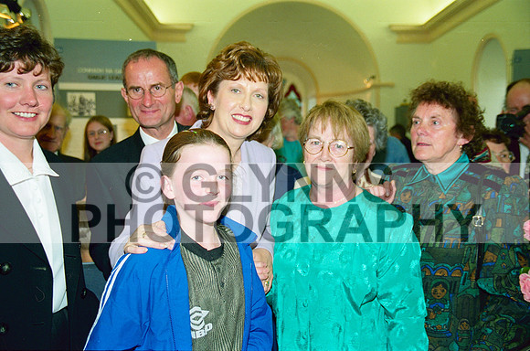 Ballaghaderreen Douglas Hyde Centre (President Mary McAleese) 1998 0007