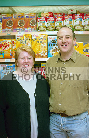 Castlerea Woods Gala Shop Opening (Michael Le Vell Visit) 2002_0040