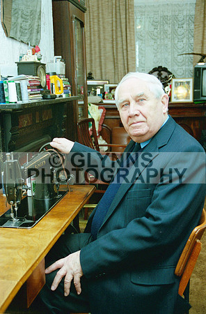 Keane, Joe (Ballyhaunis Tailor) 2001 0003
