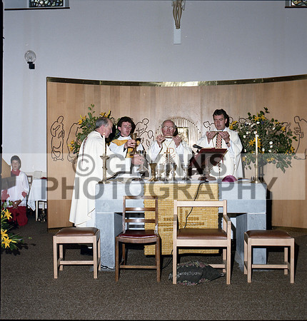 Devine, Fr. Padraig (Ordination - Frenchpark) 17-08-1988_0074