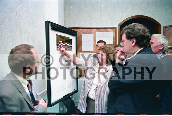 Roscommon Hosptial (Minister for Health, Brian Cowen Visit) 1998_0019