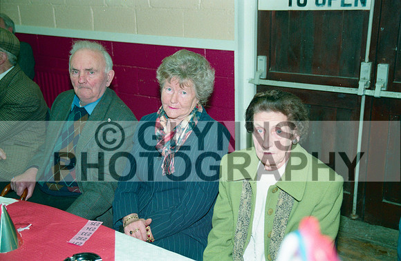 Castlerea Senior Christmas Party 1999 0005
