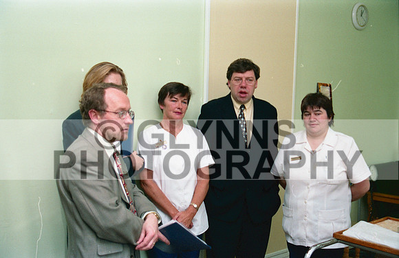 Roscommon Hosptial (Minister for Health, Brian Cowen Visit) 1998_0026