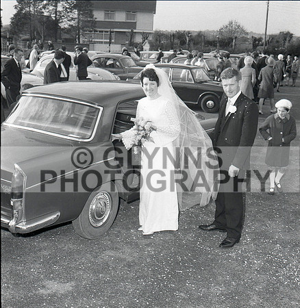 Carty, Andy and Howley, Angela (Ballygar - Wedding) 30-11-1968 0004