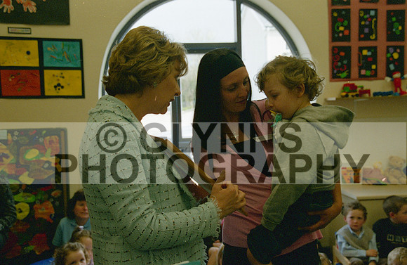 Frenchpark Childcare Centre Opening (President Mary McAleese) 06-04-2005 0010