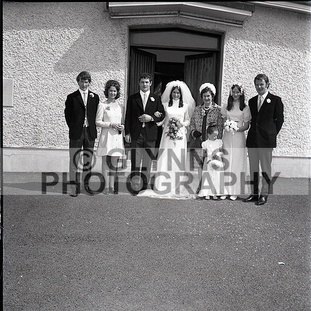 O'Gara, M. (Kilmurray) and Quinn, Stella (Wedding) 23-08-1972_0026