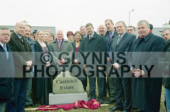 Castlerea Castlehill Estate Opening (Éamon Ó Cuív) 2003 0006