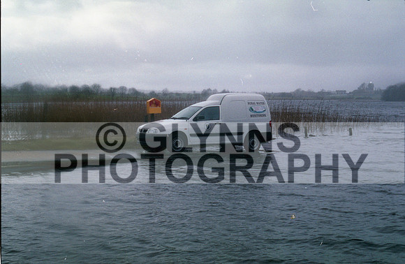 Ballinlough Carroll's Garage (Rural Water) 1999 0012