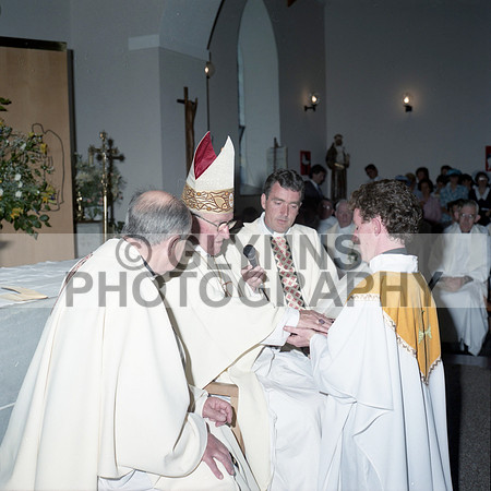 Devine, Fr. Padraig (Ordination - Frenchpark) 17-08-1988_0051