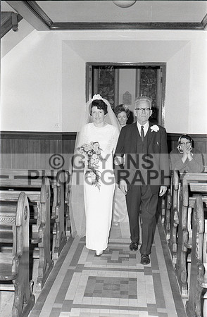 Carty, Andy and Howley, Angela (Ballygar - Wedding) 30-11-1968 0022
