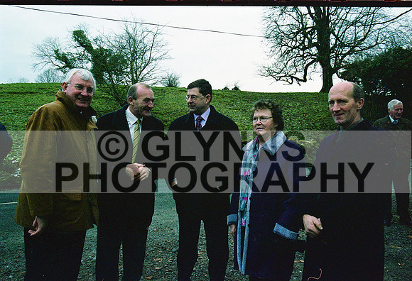 Glinsk Park Opening (Éamon Ó Cuív) 2003 0016