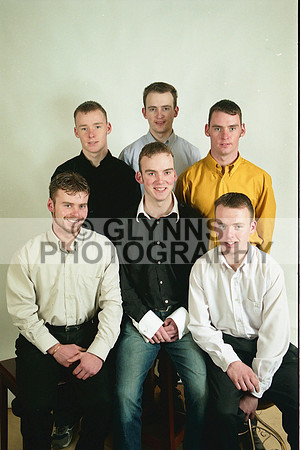 Unknown Family (Studio) 2002 0001