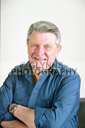 Flannelly, JJ 2000 0005