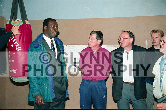 Ballaghaderreen St. Attracta's School (Boxer Visit) 1996_0018