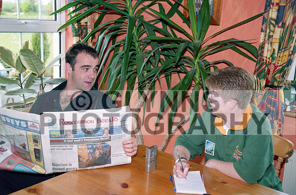 Castlerea Woods Gala Shop Opening (Michael Le Vell Visit) 2002_0016