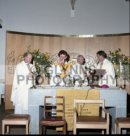 Devine, Fr. Padraig (Ordination - Frenchpark) 17-08-1988_0038